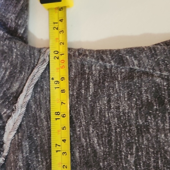 Free People Beach Women's Gray Cowl Neck Turtleneck Sweater One Size Raw Edges - Picture 8 of 8